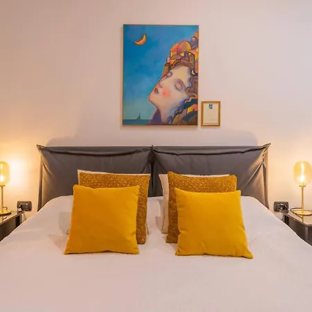 Daymoon House Merliani Vomero Apartment Naples
