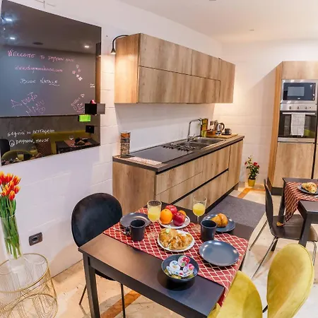 Daymoon House Merliani Vomero Apartment Naples