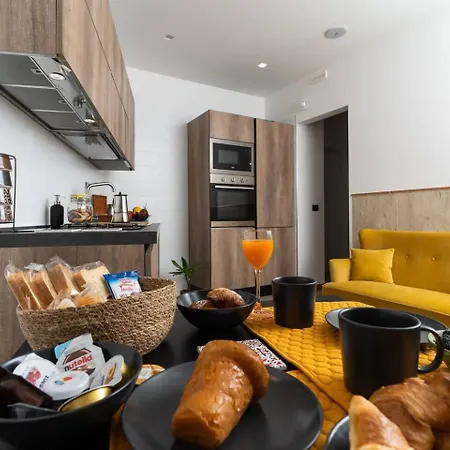Apartment Daymoon House Merliani Vomero